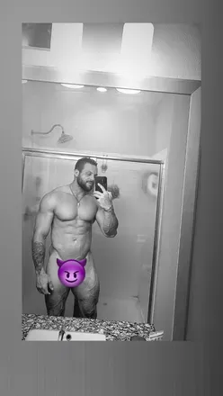OnlyFans cuenta trevorrlamp avatar 1