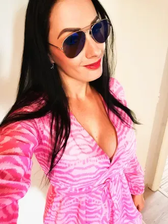 OnlyFans cuenta secret_brunette avatar 1