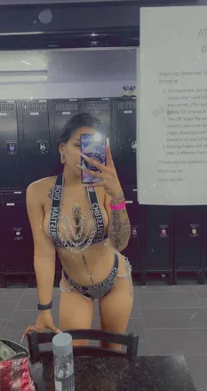 OnlyFans cuenta tuchuli0117 header 2