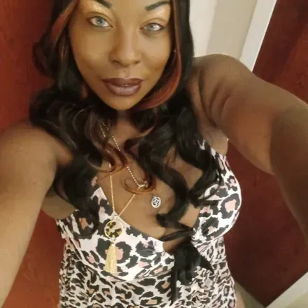OnlyFans cuenta madam_luscious_diamond avatar 1
