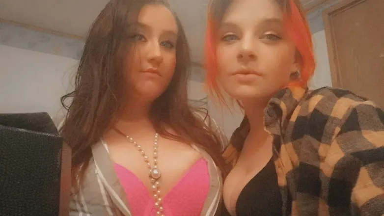 OnlyFans cuenta hollynum420 header 2