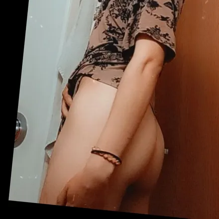 OnlyFans cuenta u230043121 header 2