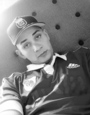 OnlyFans cuenta ezee.isasi header 2
