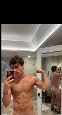 OnlyFans cuenta echobrickell8 avatar 1