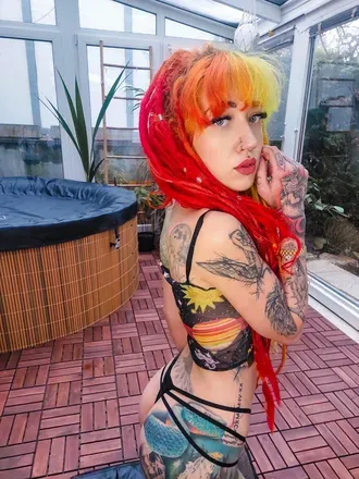 OnlyFans cuenta inked.desire avatar 1