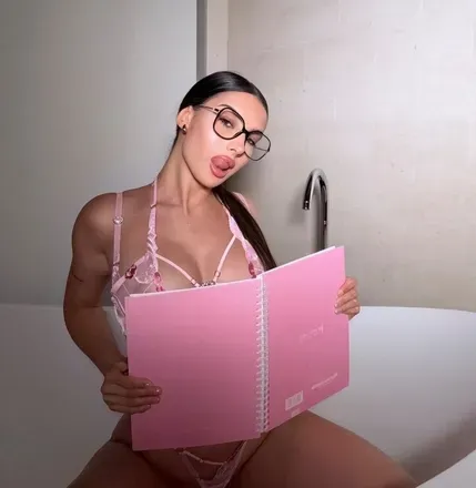 OnlyFans cuenta iveychiara avatar 1