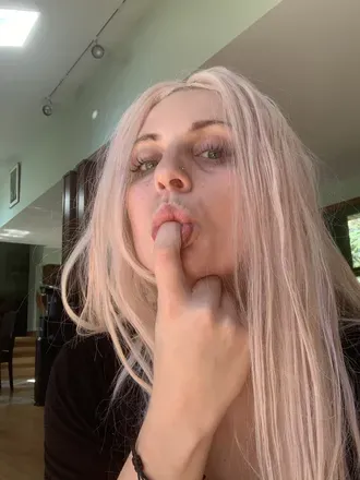 OnlyFans cuenta x_suziebum_x avatar 1