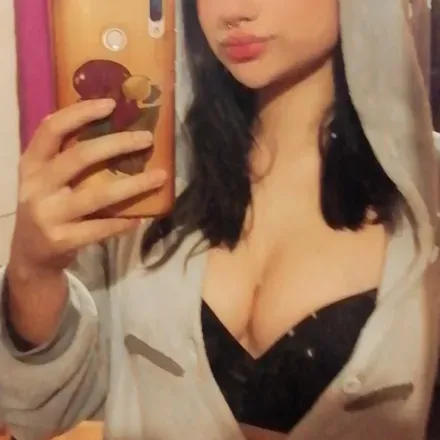 OnlyFans cuenta khionekore avatar 1