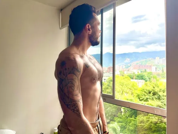 OnlyFans cuenta u31011833 header 2