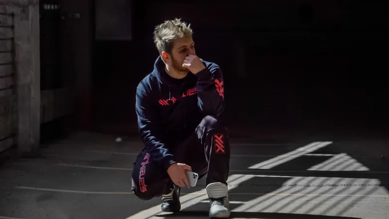 OnlyFans cuenta jaxkellington header 2