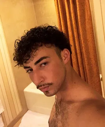 OnlyFans account  xgutox avatar 1