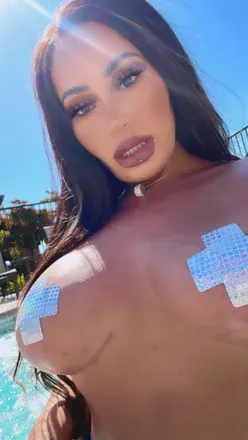 OnlyFans account  missfleming avatar 1