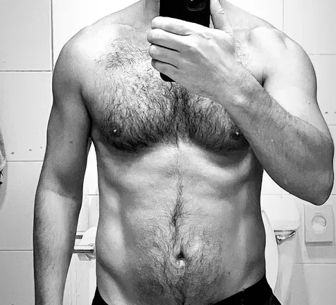 OnlyFans account  hairyhugoxxx avatar 1
