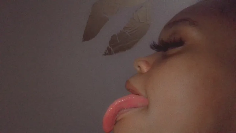OnlyFans cuenta prettygirlyonna header 1