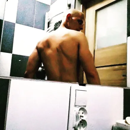 OnlyFans cuenta ptysiu64 header 2