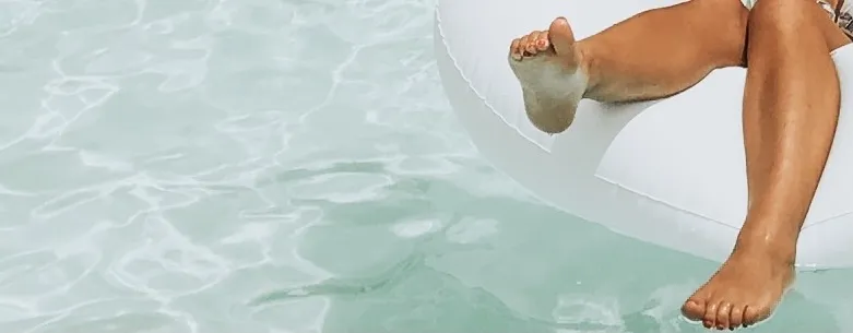 OnlyFans cuenta barefootlyfe header 2
