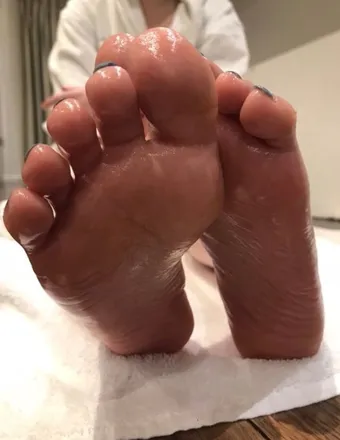 OnlyFans account  secretsofthefairtoes header 2
