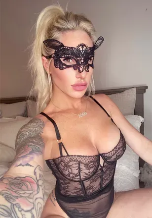 OnlyFans cuenta nikkiluciaafree avatar 1