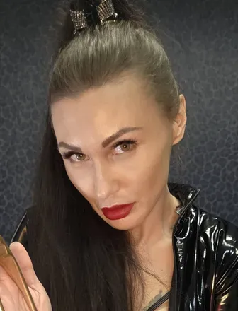 OnlyFans account  wildlesson avatar 1