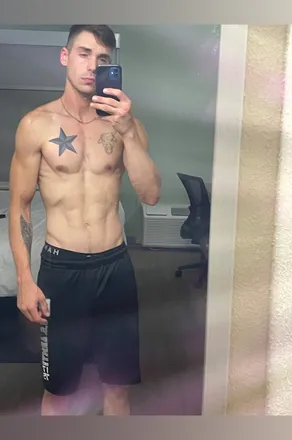 OnlyFans cuenta kwre21 header 2