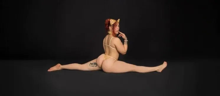 OnlyFans cuenta perishpink header 2
