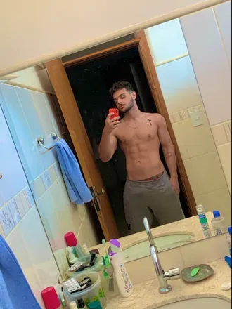 OnlyFans cuenta gabrielmenao header 2