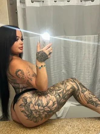 OnlyFans account  leah.foxxx avatar 1