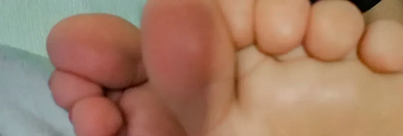 OnlyFans cuenta girlfeet.moles header 2