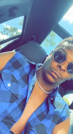 OnlyFans account  flexondescakes avatar 1