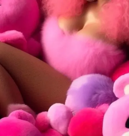 OnlyFans cuenta royalsocreamy header 2