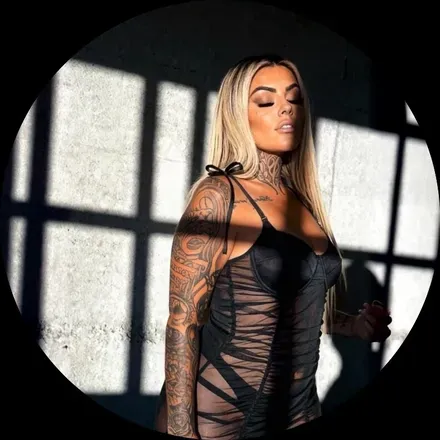 OnlyFans cuenta mizznikki-bell avatar 1