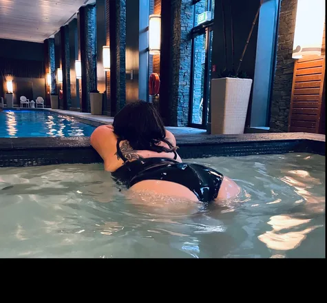 OnlyFans cuenta trixiekat91 header 2