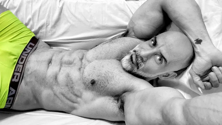 OnlyFans cuenta multiflyerfree2020 header 2