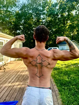 OnlyFans cuenta alexwoodruff7 avatar 1