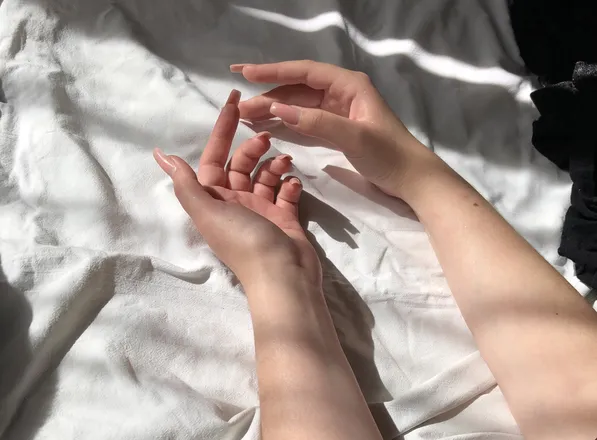 OnlyFans cuenta hands.naughty header 2