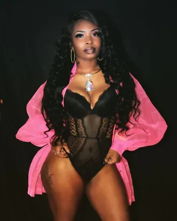 OnlyFans cuenta misspradeje avatar 1