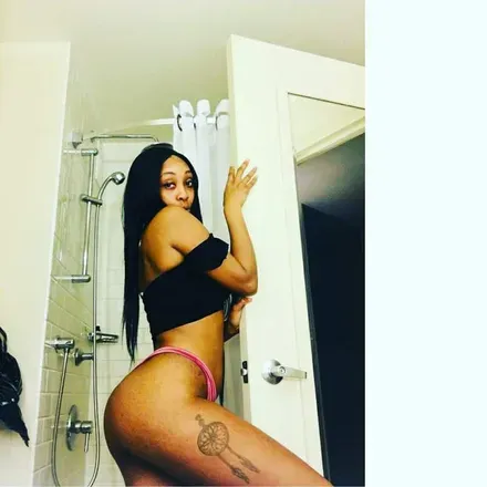 OnlyFans cuenta kenziebby avatar 1