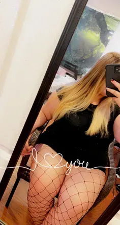 OnlyFans account  peach_star avatar 1