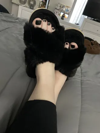 OnlyFans cuenta bellafeet4u header 2