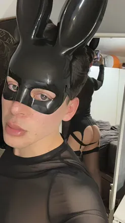 OnlyFans account  luccabag99 avatar 1