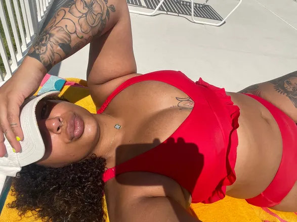 OnlyFans cuenta lillexxxiii444 header 2