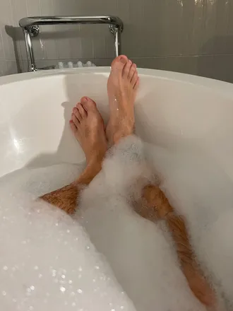 OnlyFans account  roquelar header 2