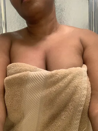 OnlyFans account  bustycoco header 2