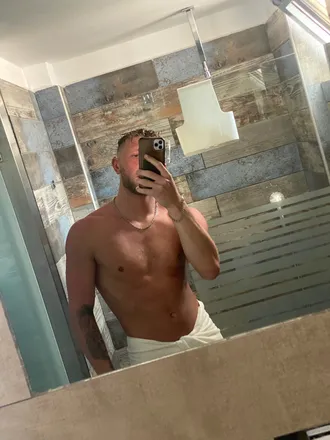 OnlyFans cuenta u8082231 header 2