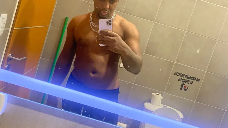 OnlyFans cuenta thekingboy17 header 2