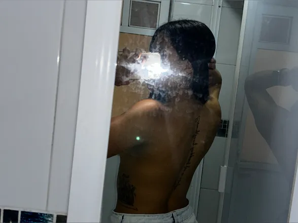 OnlyFans cuenta karlap.sanchez header 2