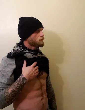 OnlyFans cuenta vicariousviking avatar 1