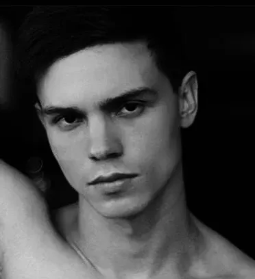 OnlyFans cuenta eyebrow123 avatar 1