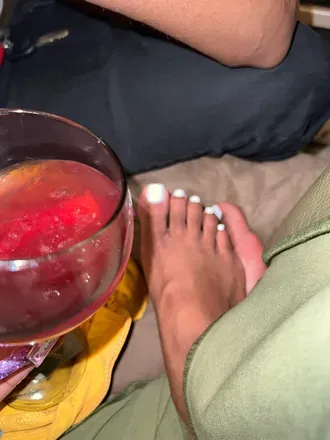 OnlyFans cuenta softjtoes header 2