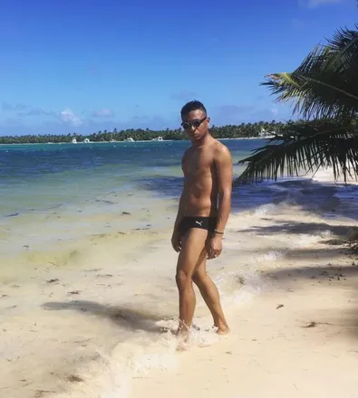 OnlyFans cuenta mtl.latin.bottomtop header 2